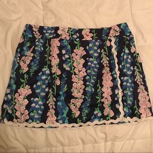 Lilly Pulitzer Skort in Navy Floral